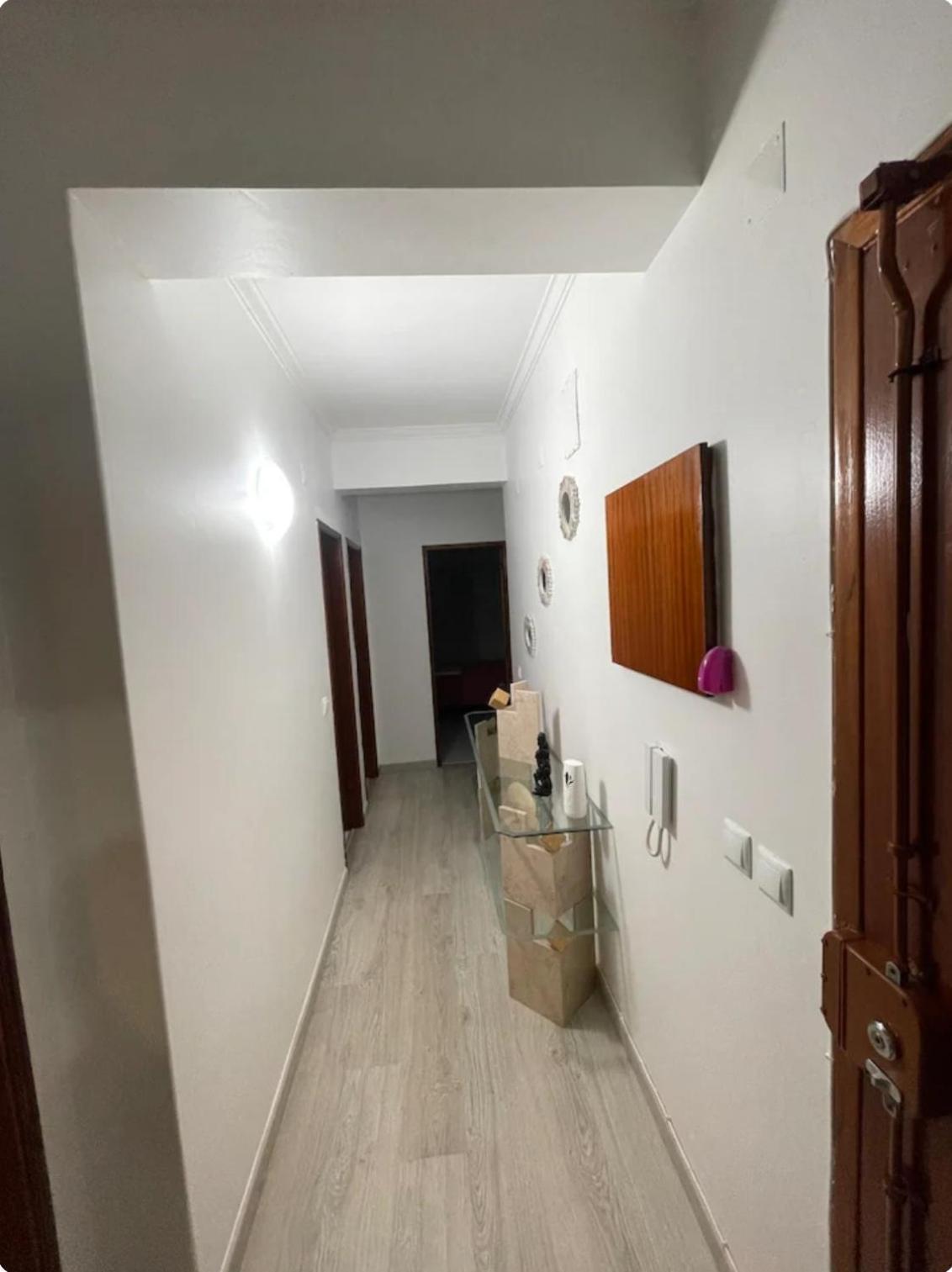 Quarto Calmo E Acolhedor Almada Exterior foto